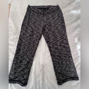 Lane Bryant Black & White Space-Dye Athletic cropped Leggings